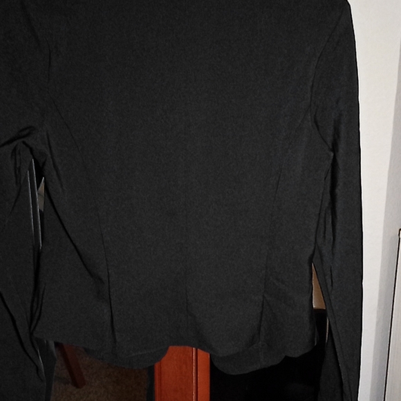 Jacket - Picture 4 of 4